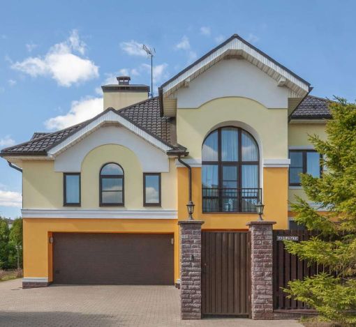 Дом с бассейном в КП Александрово