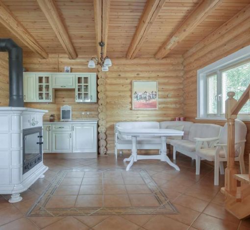 Дом с бассейном в КП Александрово